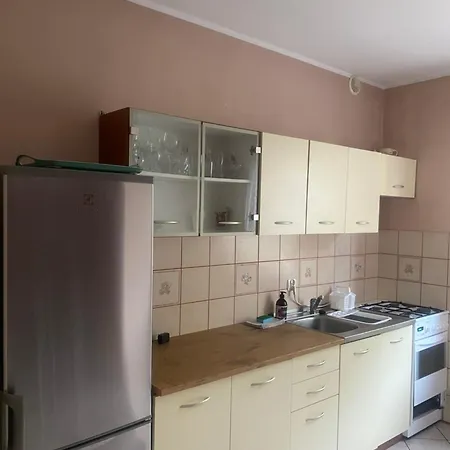 Holiday home Dom Z Kominkiem Nad Jeziorem W Przybrodzinie