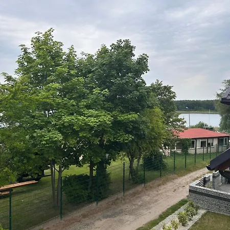 Dom Nad Jeziorem W Przybrodzinie * Przybrodzin