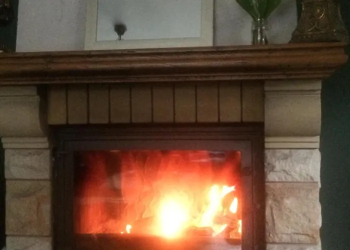 Сasa de vacaciones Dom Z Kominkiem Nad Jeziorem W Przybrodzinie *