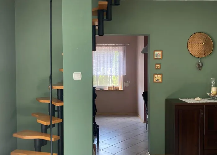 Holiday home Dom Z Kominkiem Nad Jeziorem W Przybrodzinie