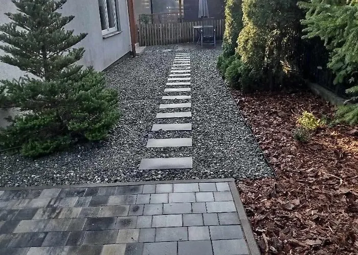 Dom Z Kominkiem Nad Jeziorem W Przybrodzinie * Powidz (Slupca)