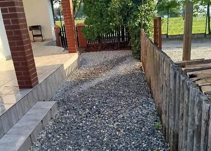 Dom Z Kominkiem Nad Jeziorem W Przybrodzinie Сasa de vacaciones *